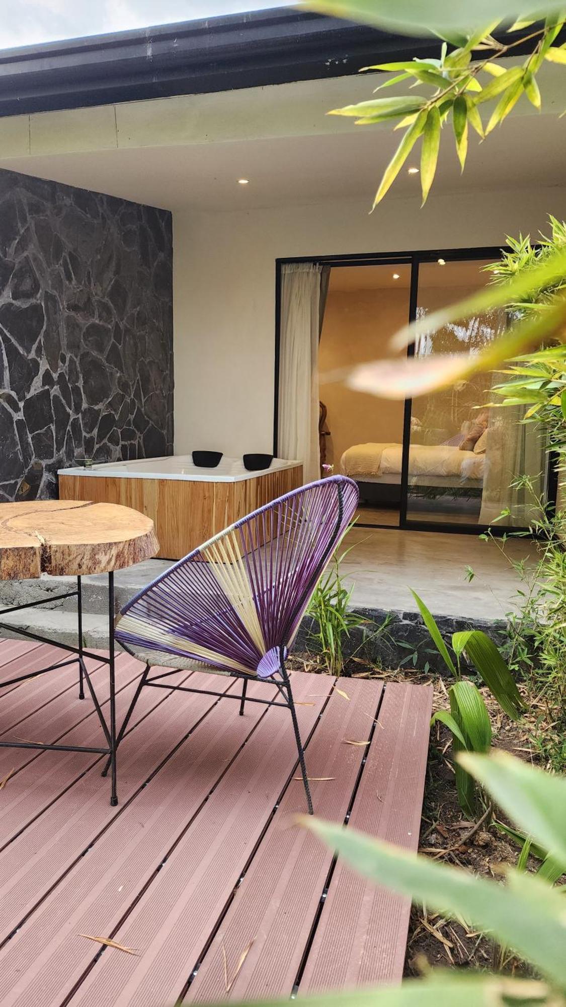 Uko Urban Ekolodge Hébergement de vacances
